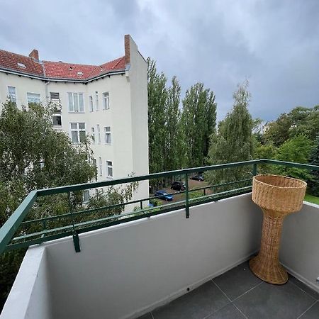Bright: Flat With Balcony - Kitchen - Free Parking Lägenhet Berlin Exteriör bild