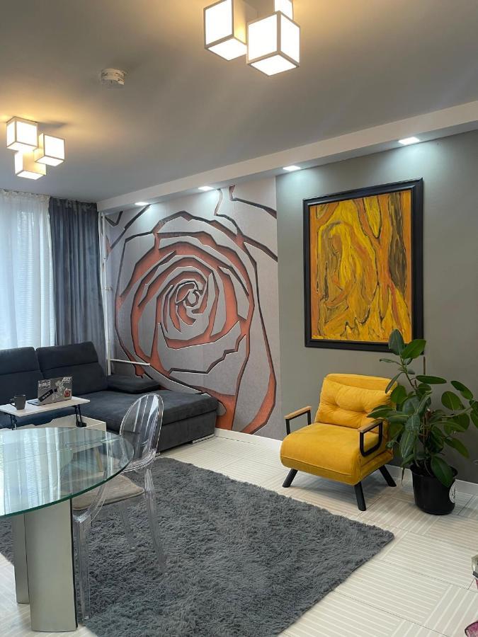 Bright: Flat With Balcony - Kitchen - Free Parking Lägenhet Berlin Exteriör bild
