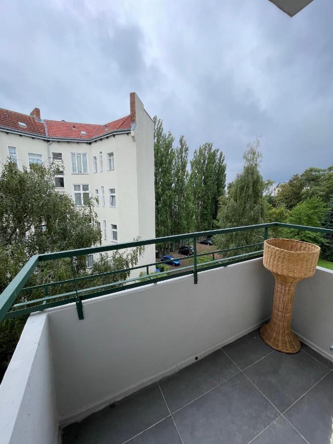Bright: Flat With Balcony - Kitchen - Free Parking Lägenhet Berlin Exteriör bild