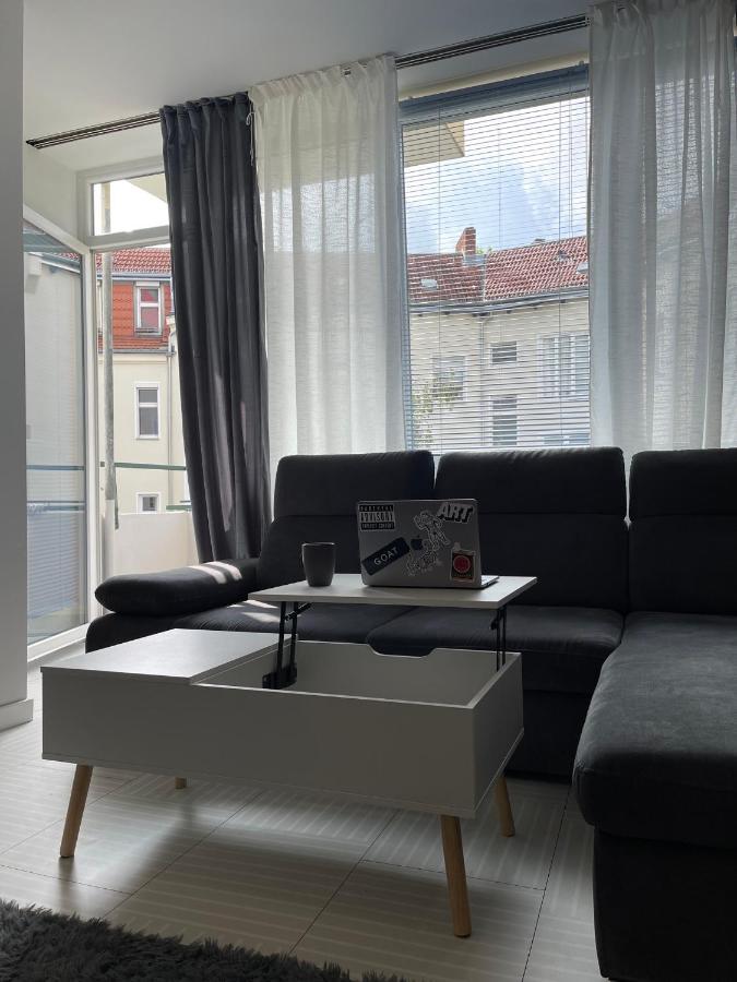 Bright: Flat With Balcony - Kitchen - Free Parking Lägenhet Berlin Exteriör bild